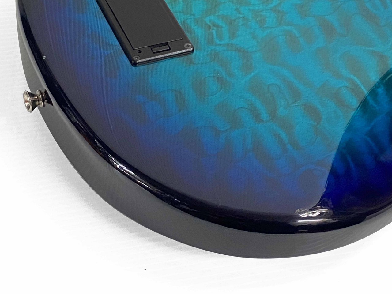 FERNANDES APG-65S (フレットレス改造) サスティナー ライト FERNANDES APG-65S 買取りました。デジマートにて¥ 66,000で販売中