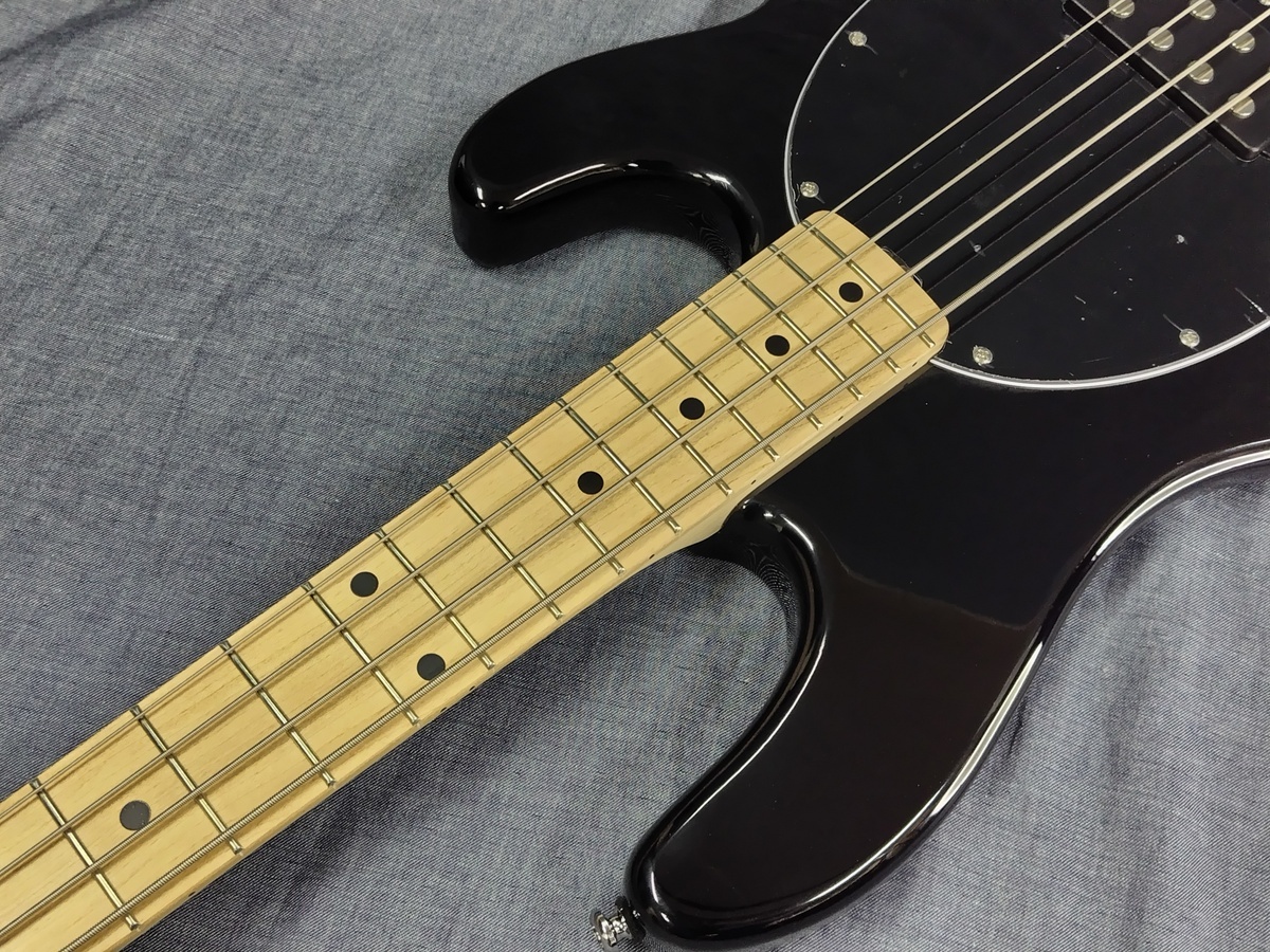Sterling by MUSIC MAN SUB Ray4 BK M1 Stingray （新品特価）【楽器