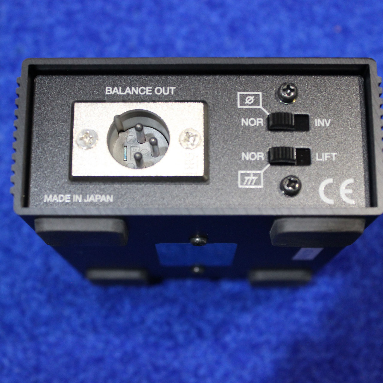 BOSS DI-1 Direct Box(Made in Japan)、元箱・取扱説明書付きの極美品