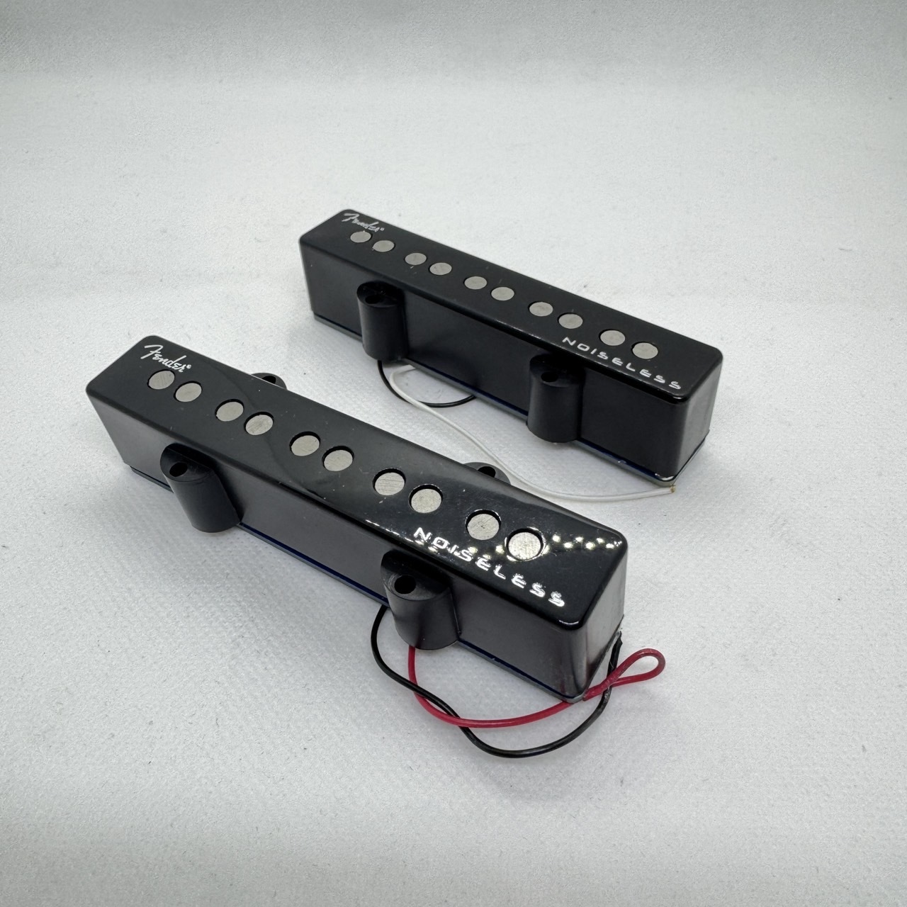 Pickup Fender Vintage Noiseless Per Jazz Bass - Set Nero, Alnico2, Suono Classico Senza Ronzio - Foto 13