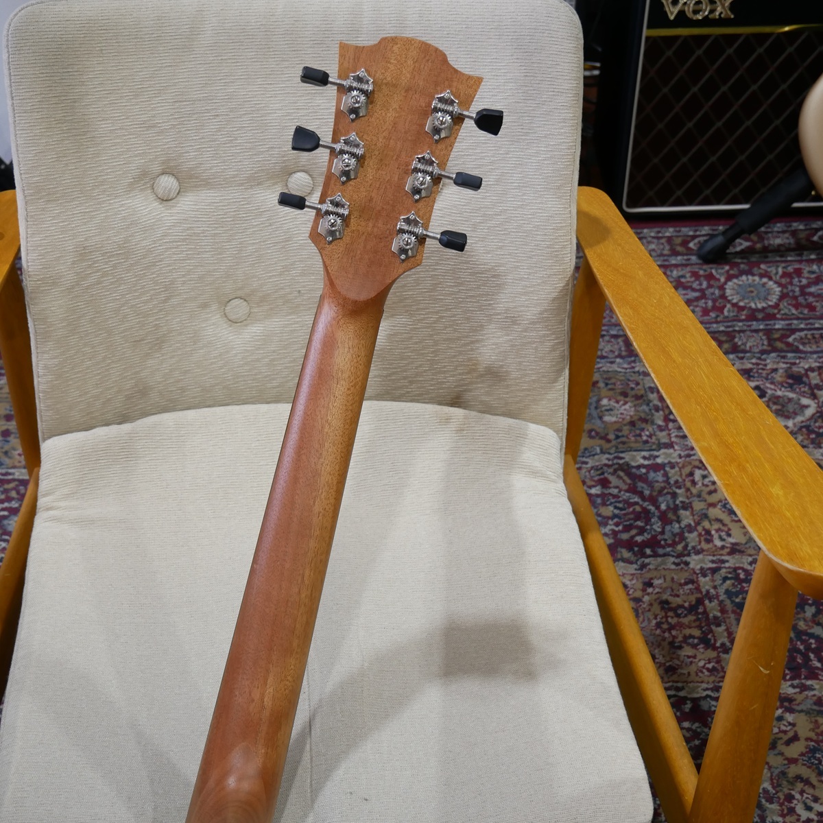 LAG Guitars T70D-NAT / Dreadnought Natural 【トップ単板モデル