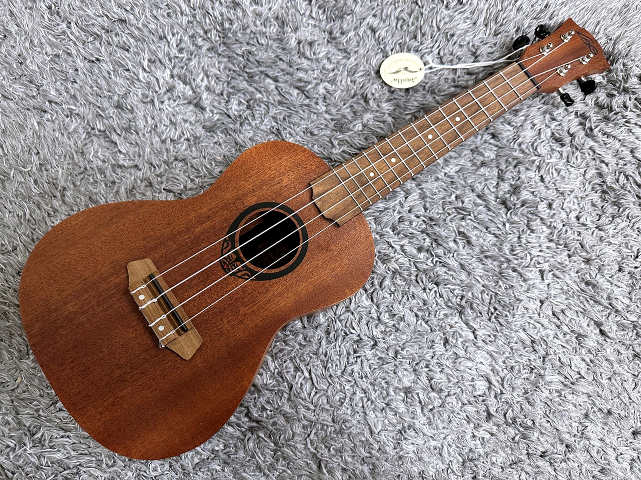 LAG Guitars TIKI UKU 8 TKU8C【アウトレット特価】【コンサート