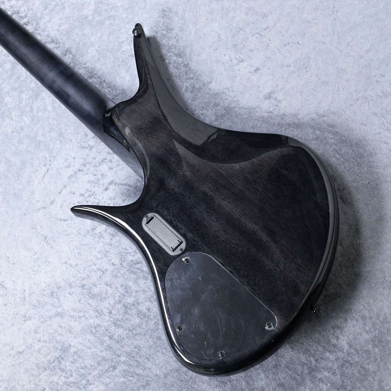 う*る様 Legator エレキベース　HB-300 保証書付き　良品　1936 う*る様 Legator エレキベース HB-300 保証書付き 良品 1936