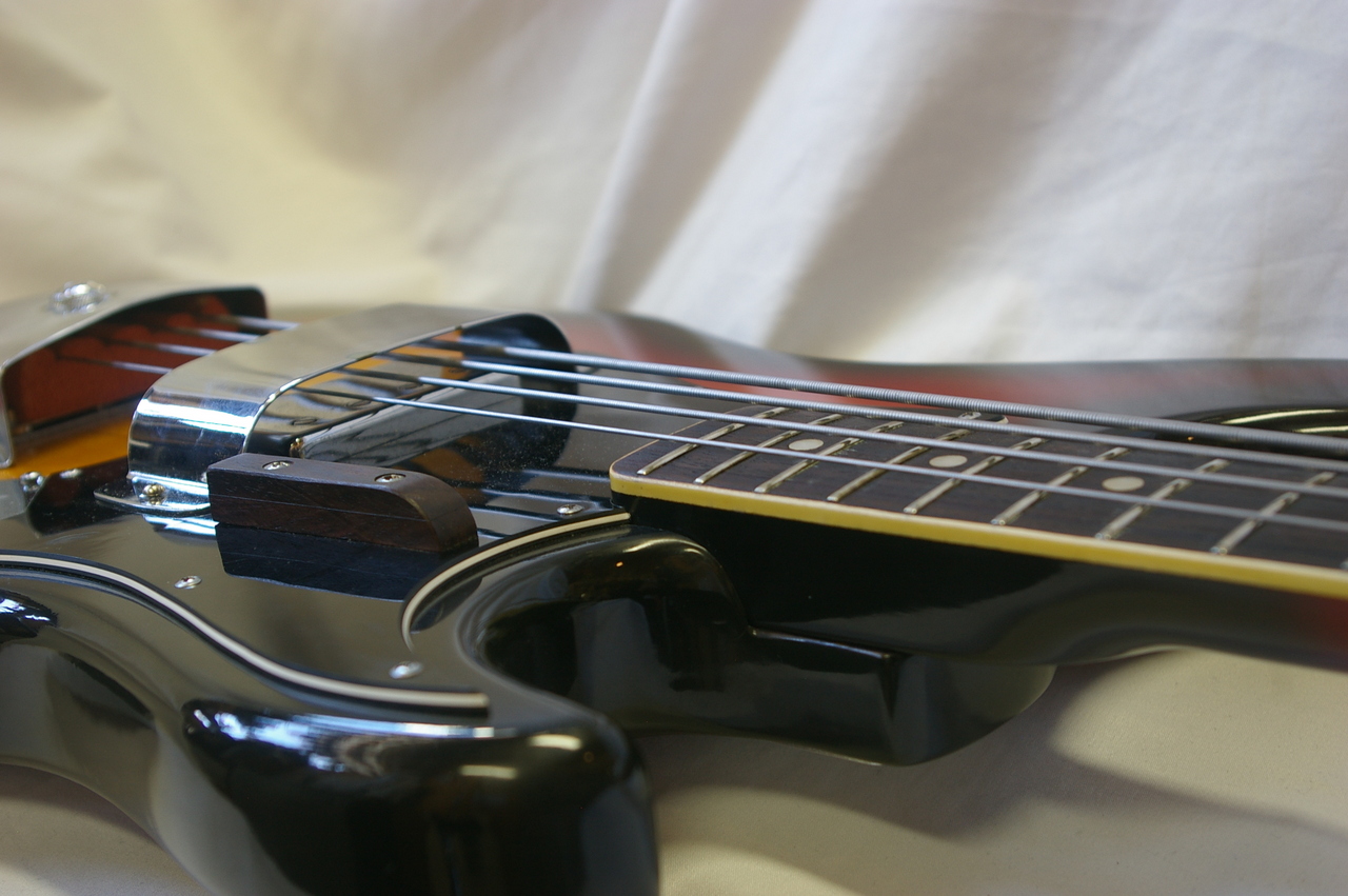 Guyatone EB-25（中古）【楽器検索デジマート】