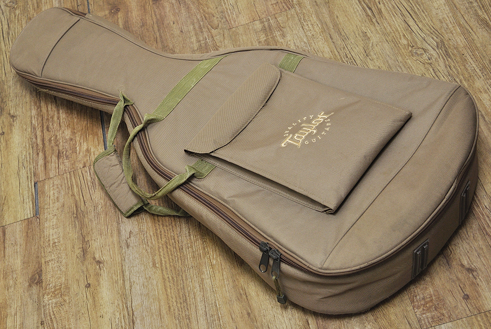 Taylor 114CE（中古）【楽器検索デジマート】