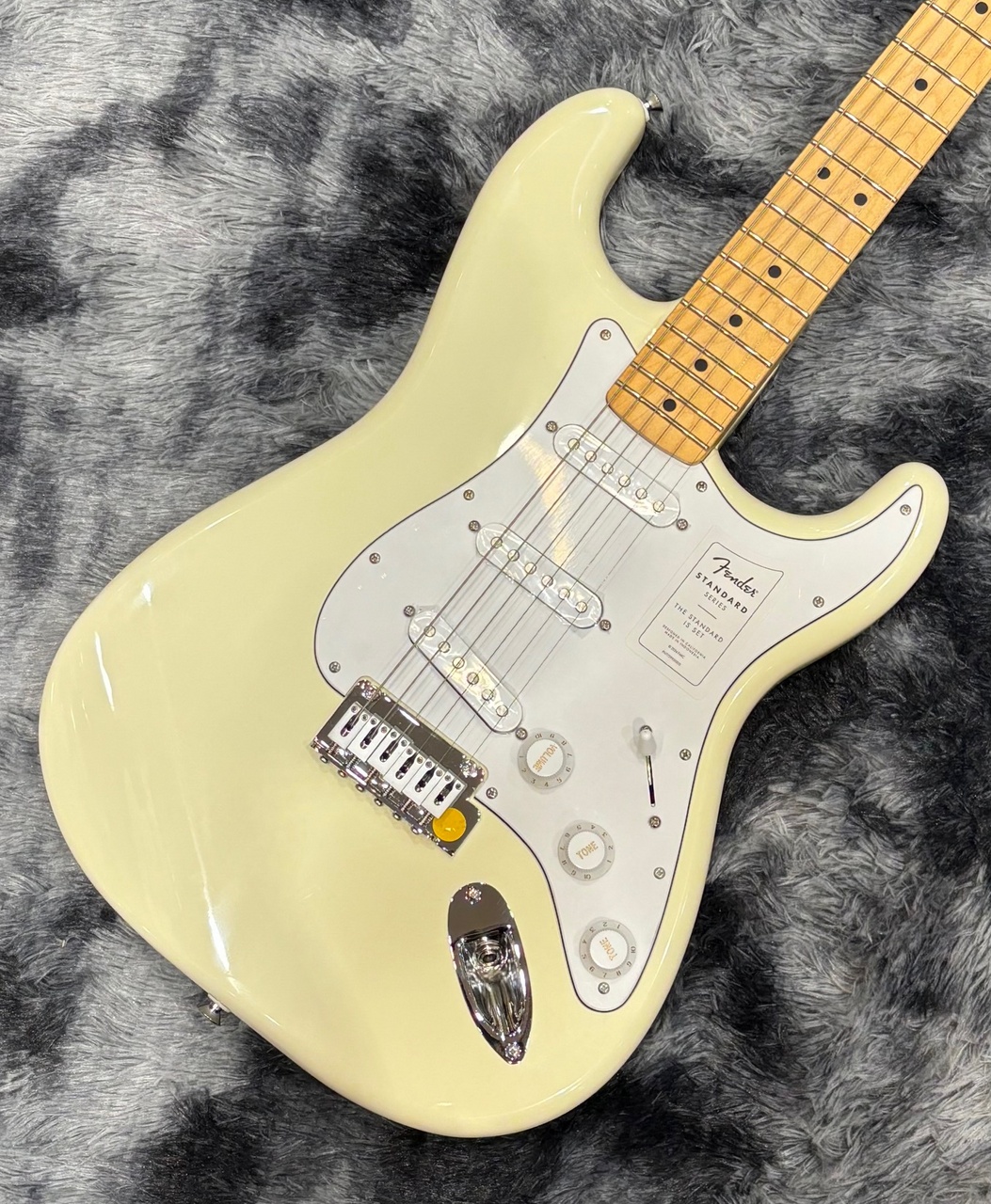 Fender Standard Stratocaster