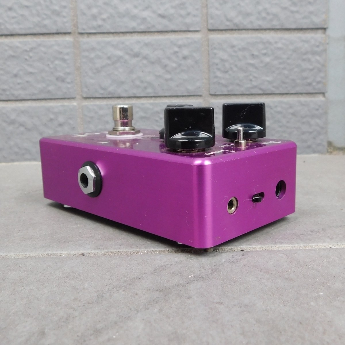 Suhr RIOT RELOADED ディストーション（中古）【楽器検索デジマート】