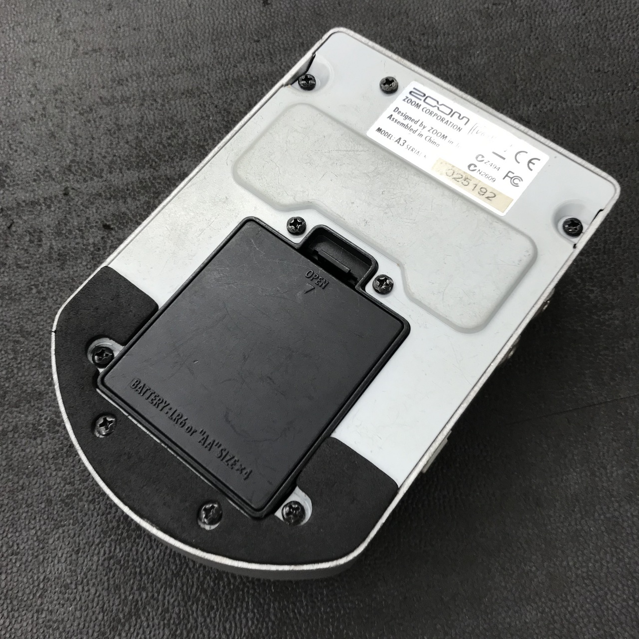 【中古品】ZOOM A3 中古】ZOOM A3 アコースティックプリアンプ＆マルチエフェクター