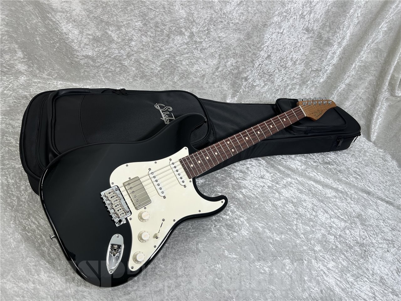 おれお　Suhr Classic S Antique Black Suhr JE-Line Classic S Antique Roasted Flame Maple(Black)（新品