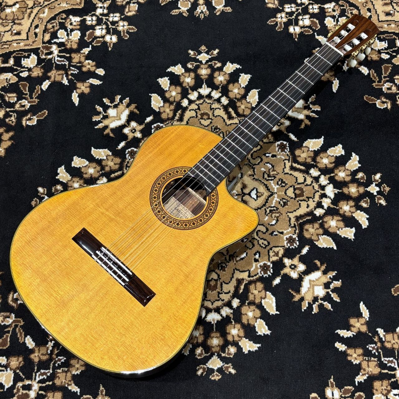 【美品❗️】2014年製K.YAIRI CE-3 エレガット K.Yairi CE-3 NS エレガット【現物画像】 Kヤイリ 【 マークイズ福岡