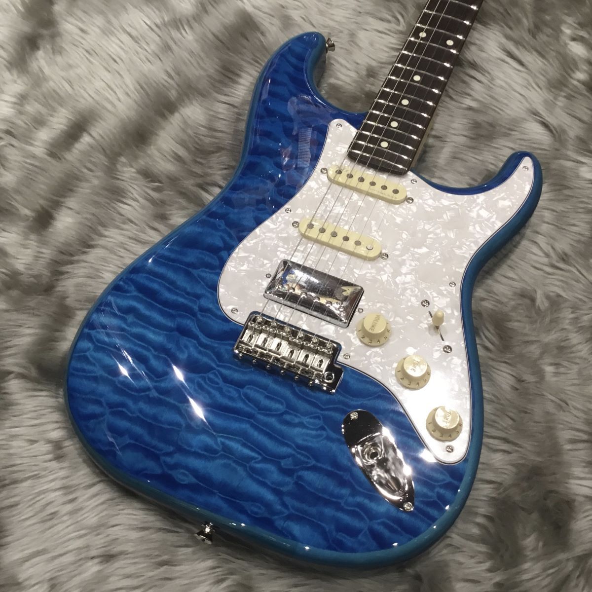 Fender FSR Traditional II 60s Stratocaster SSH 【島村楽器