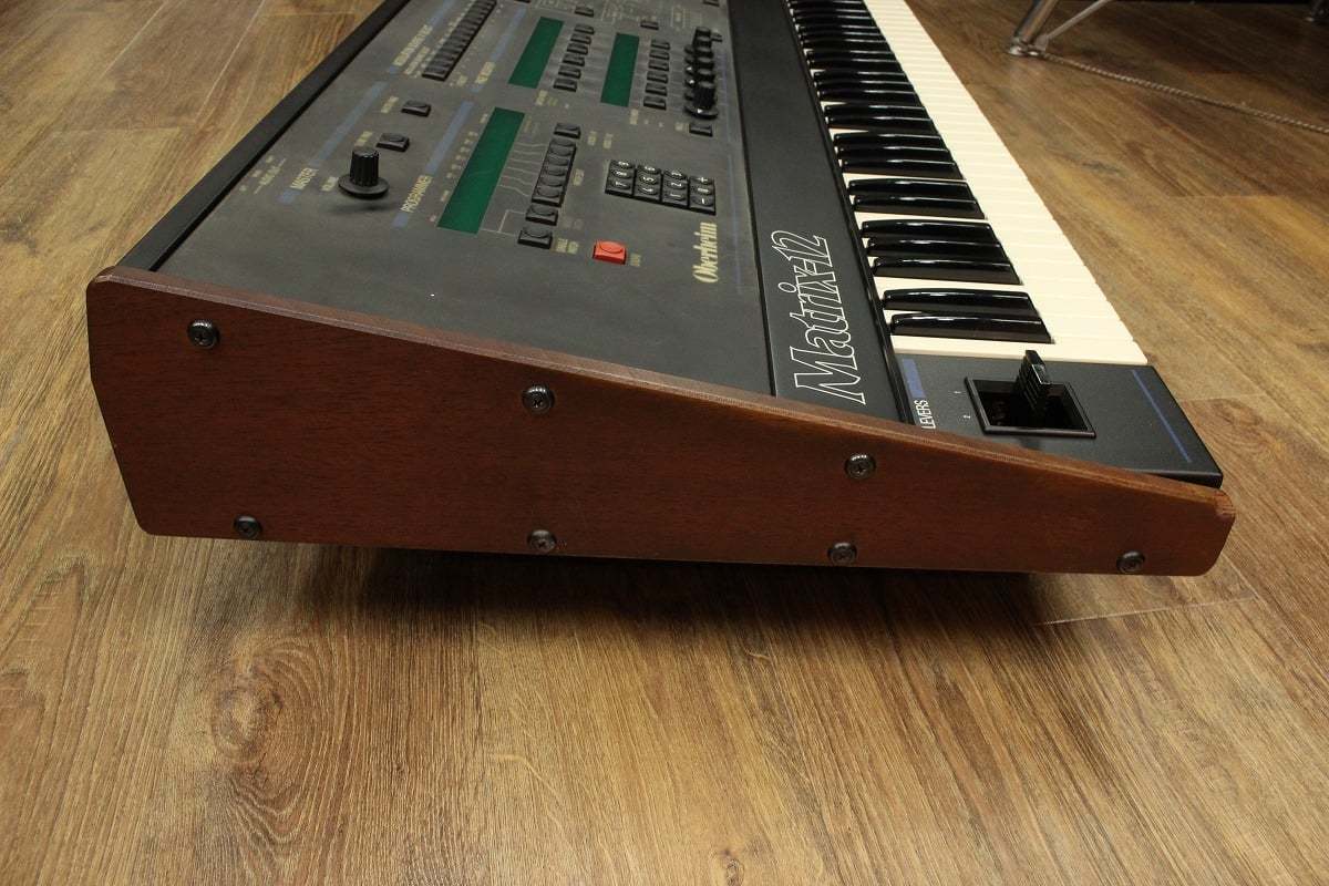 Oberheim Matrix-12 USA 【新宿店】（中古/送料無料）【楽器検索