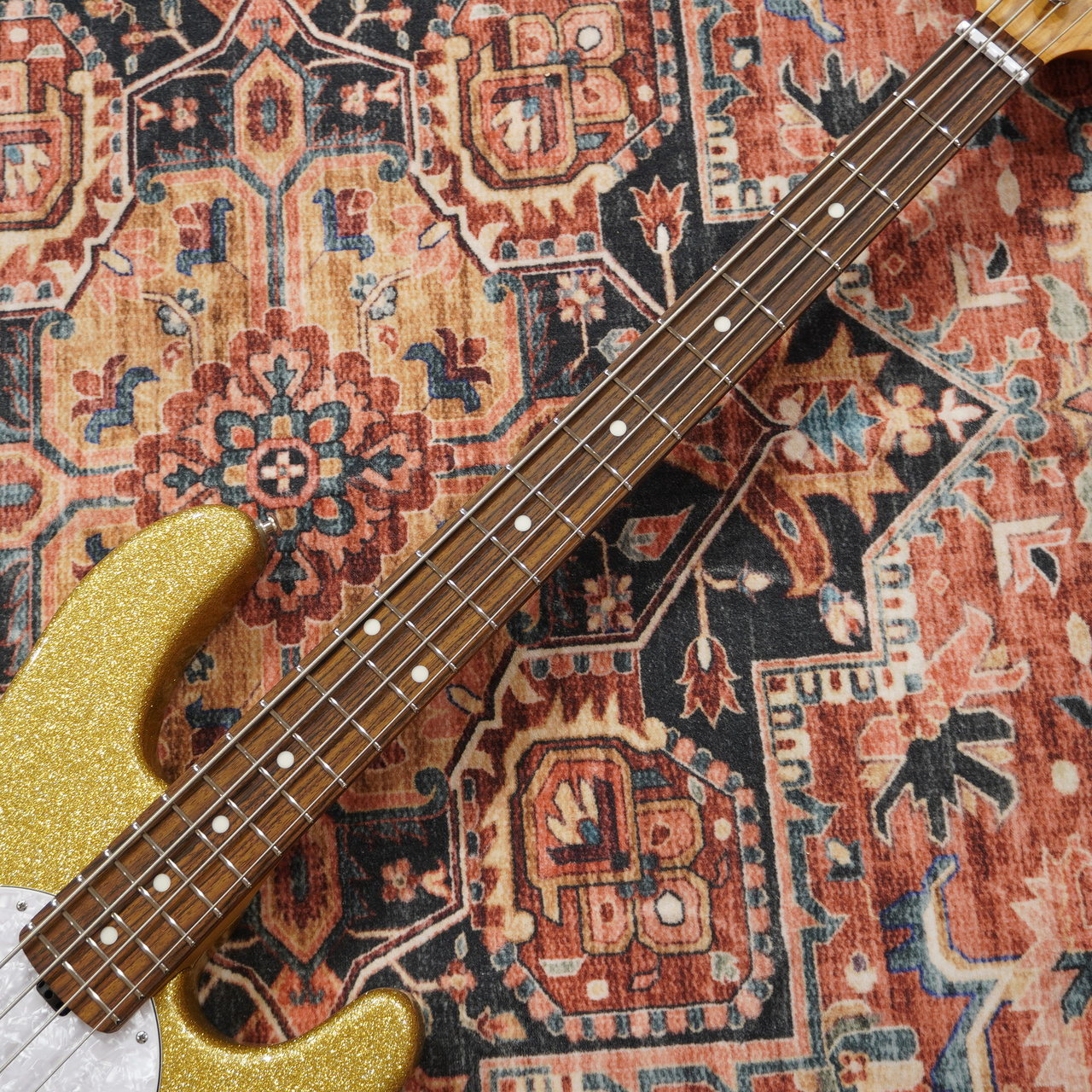 MUSIC MAN StingRay 4 Special Genius Gold / Rosewood 【アウトレット