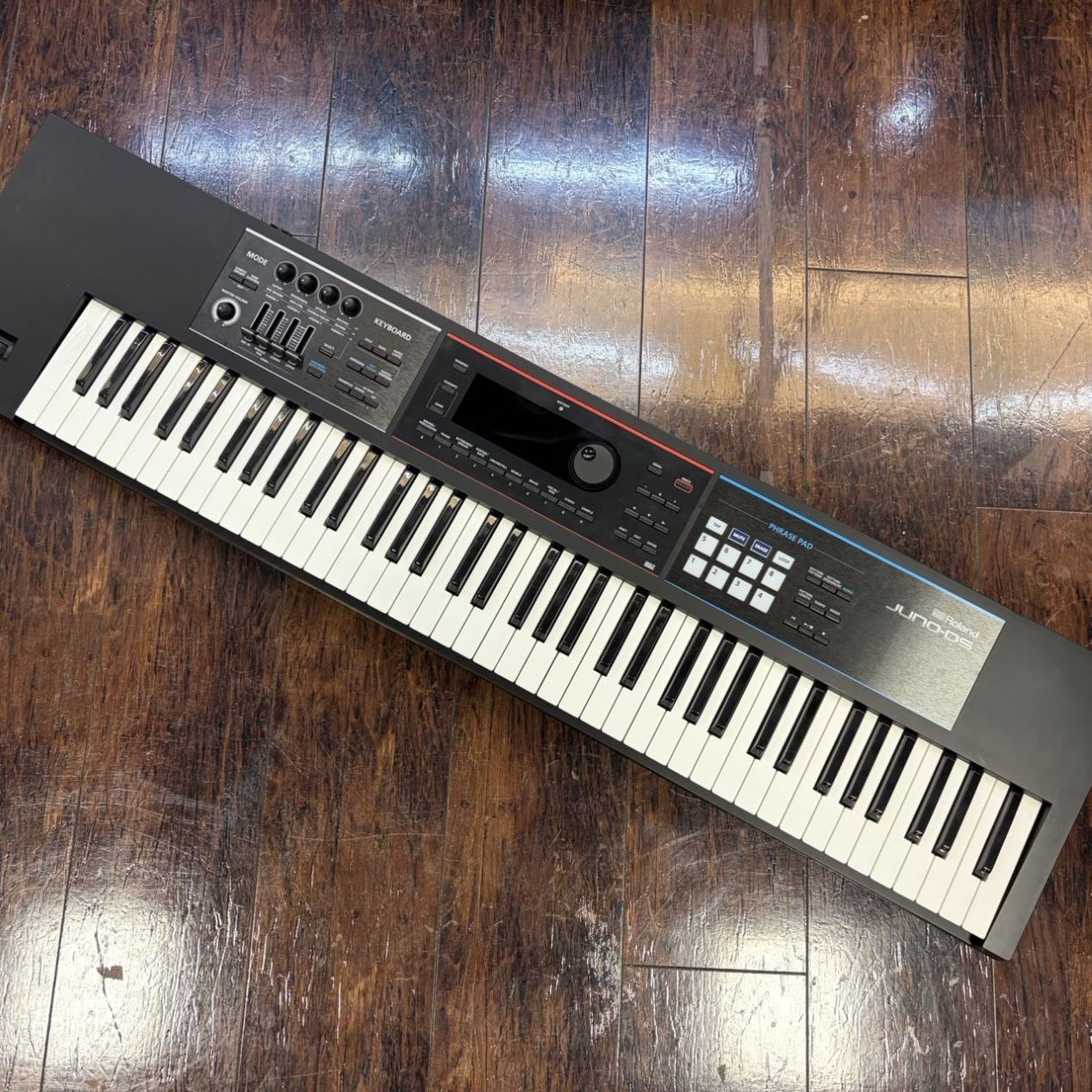 美品　Roland JUNO-DS 76鍵 シンセサイザー Roland JUNO-DS 76 シンセサイザー 【USED】（中古/送料無料）【楽器