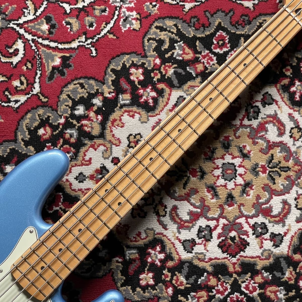 Fender Player Plus Jazz Bass V 5弦エレキベース ジャズベース（新品