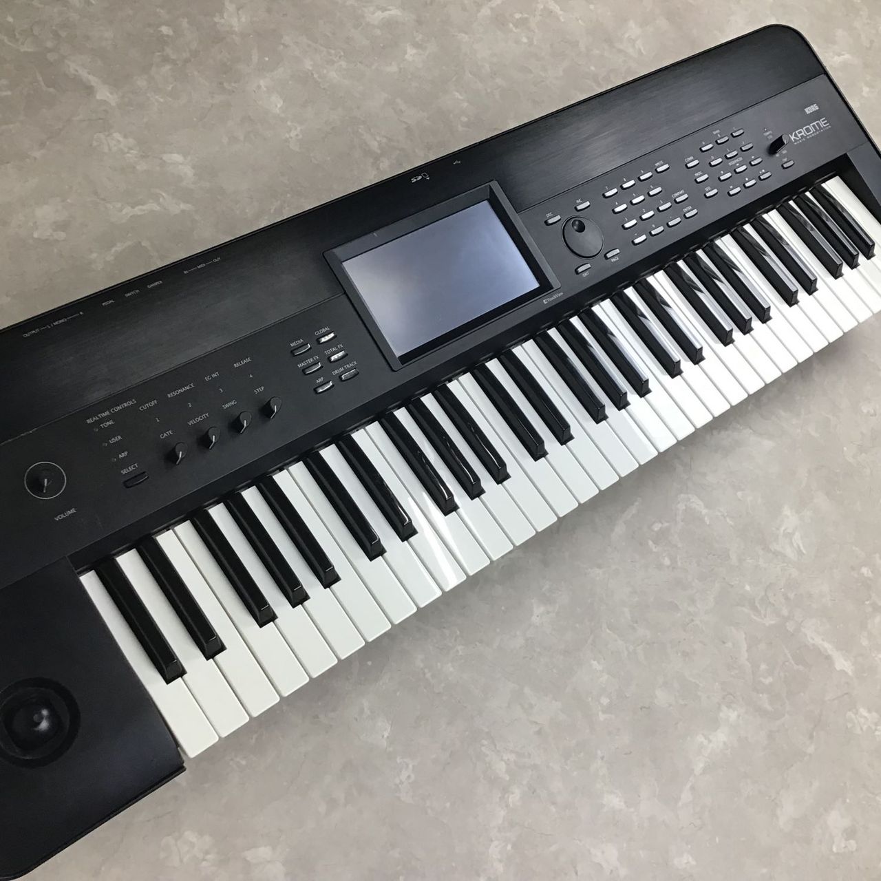 中古◇ KORG KROME 61 シンセ MIDI キーボード シンセサイザー DTM コルグ