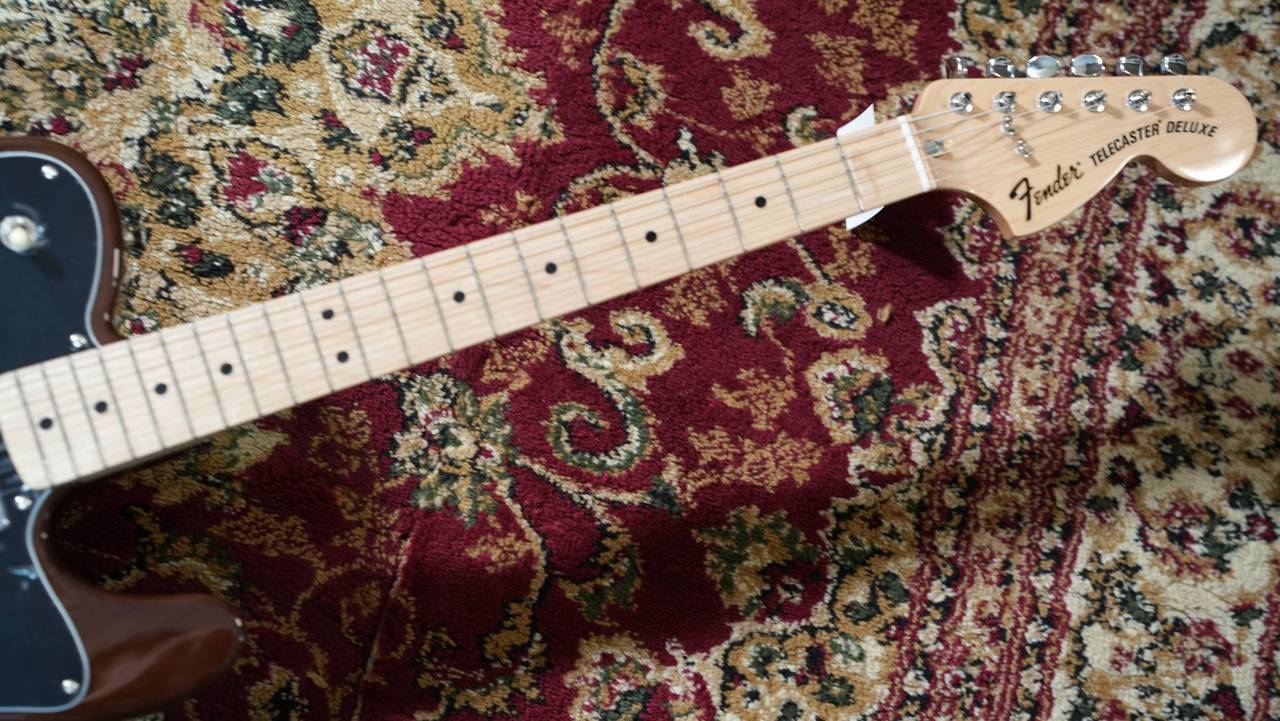 Fender FSR Made in Japan Traditional 70s Telecaster Deluxe Walnut
