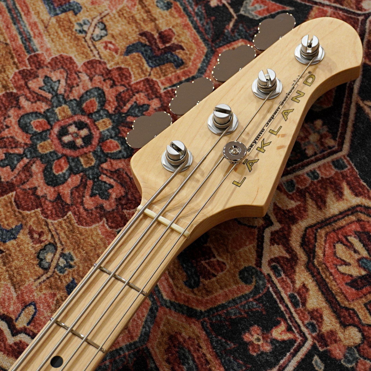 Lakland SK-4CL Black/ Maple FB -Skyline Japan Series- （新品/送料