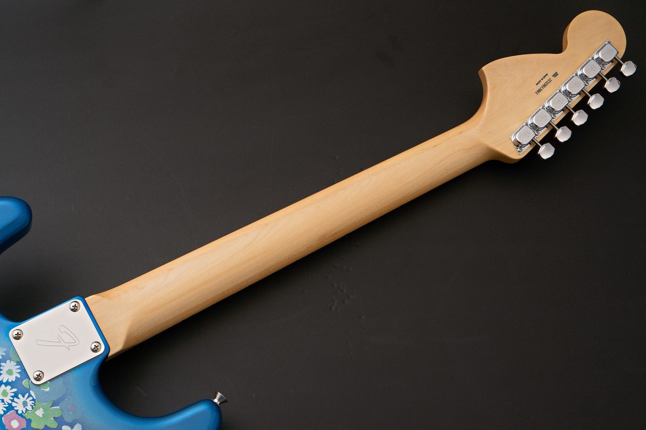 Fender エレキギター ブルー ギターケース付き　値下げ Fender エレキギター ブルー ギターケース付き 値下げ