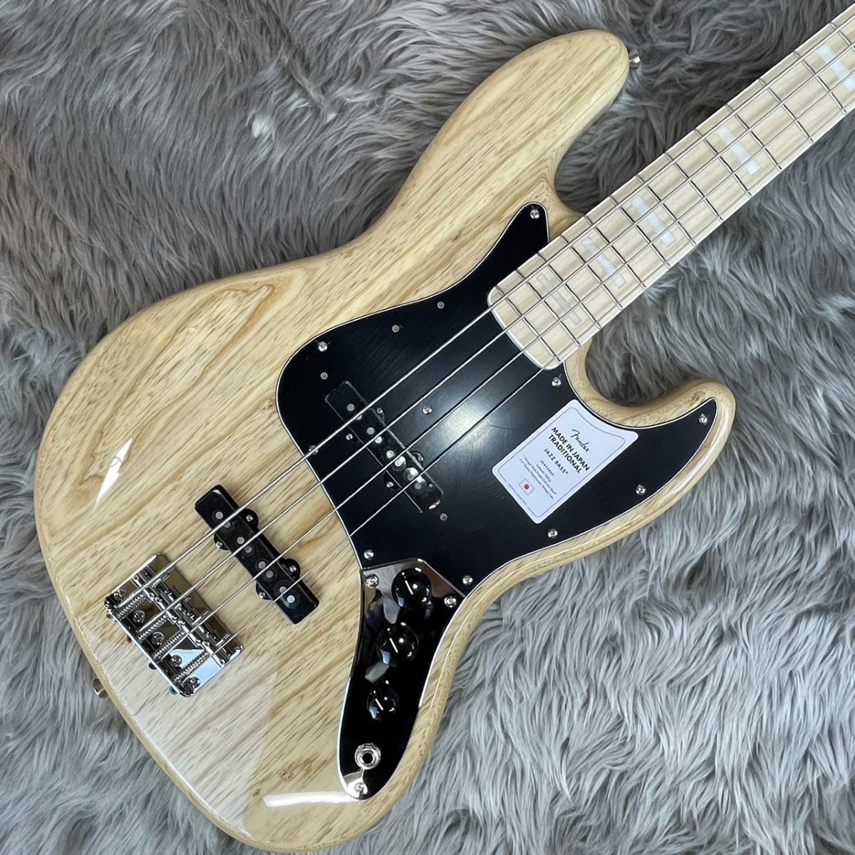 Fender Made in Japan Traditional 70s Jazz Bass Maple Fingerboard Natural  エレキベース ジャズベース（新品/送料無料）【楽器検索デジマート】