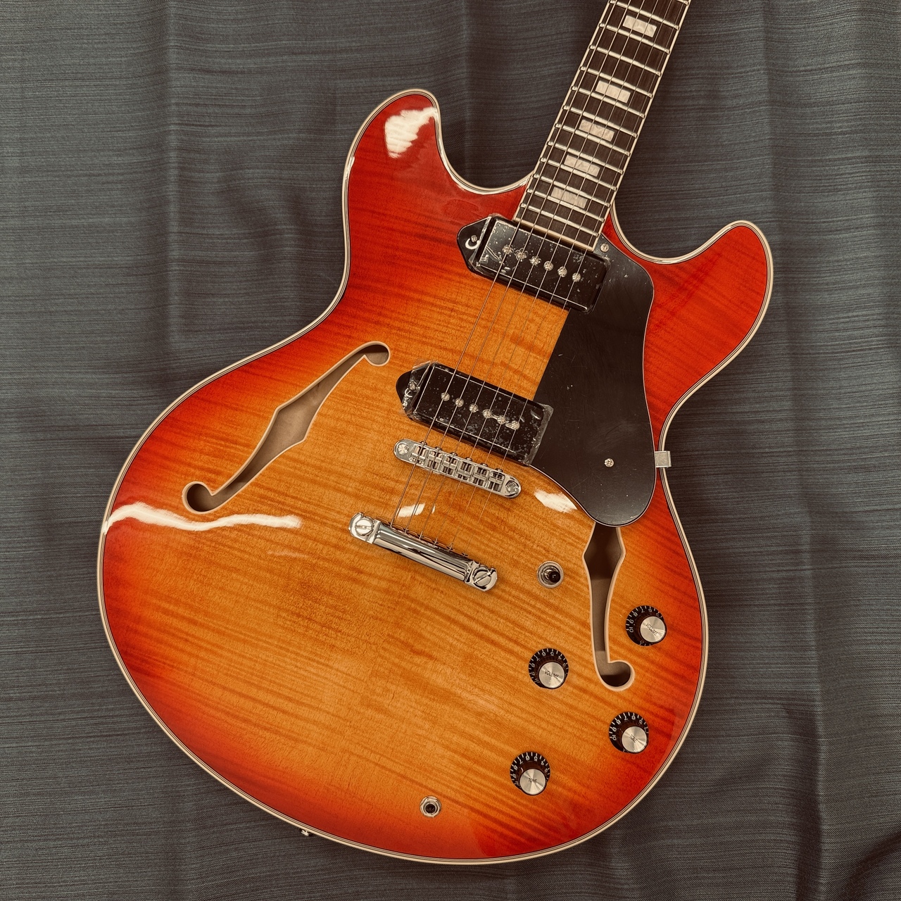 Sire H7V / Cherry Sunburst【4.05kg】【Larry Carlton】（新品/送料