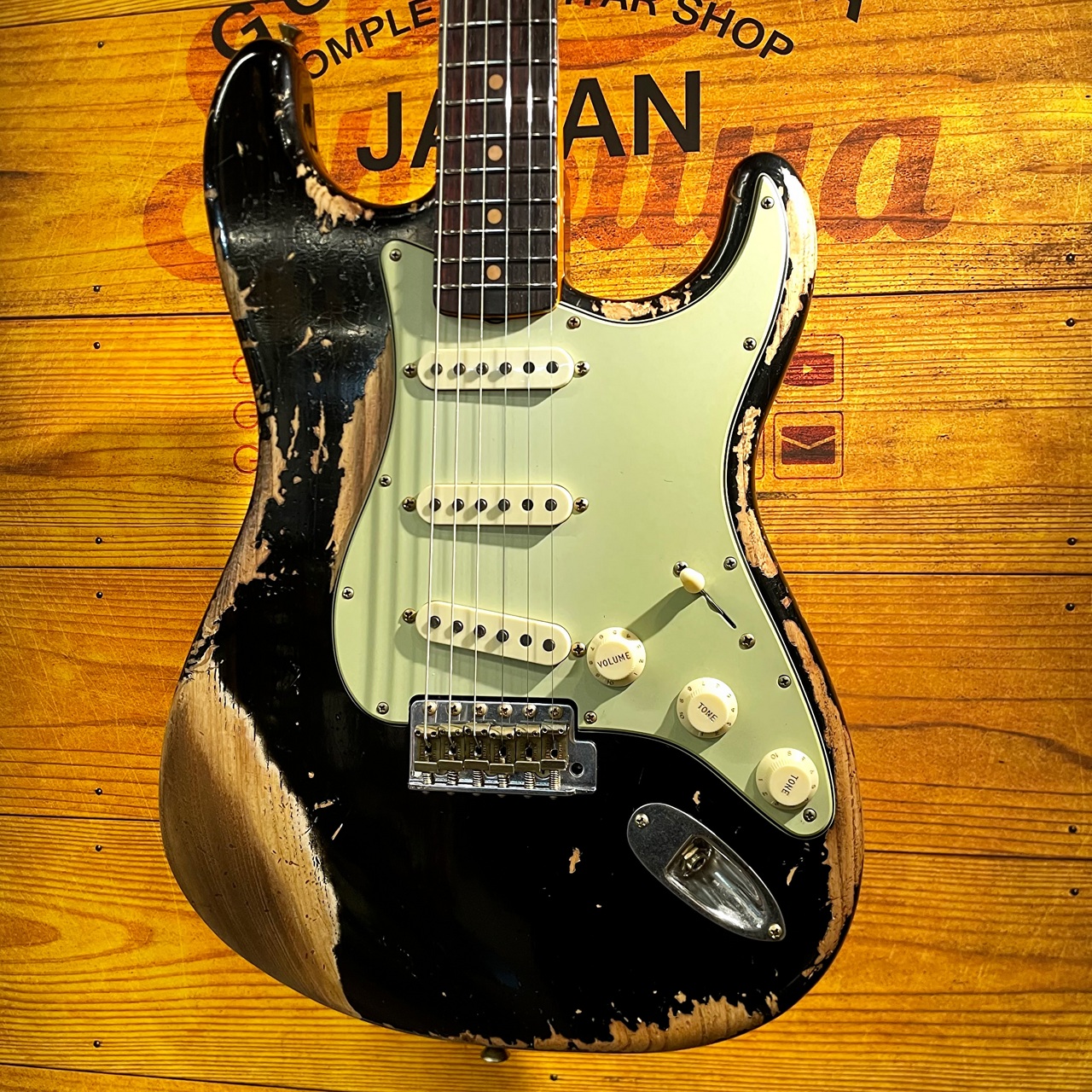 Fender Custom Shop 1963 Stratocaster Super Heavy Relic -BLACK