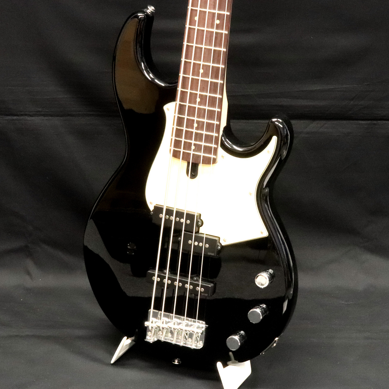 YAMAHA BB435 Black (BL)（B級特価）【楽器検索デジマート】