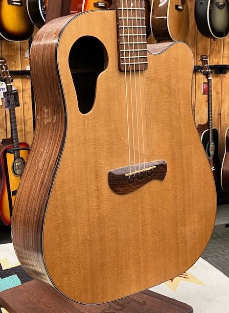 ギター TACOMA DR8C Electric Acoustic Guitar Tacoma DR8C Natural Solid Spruce