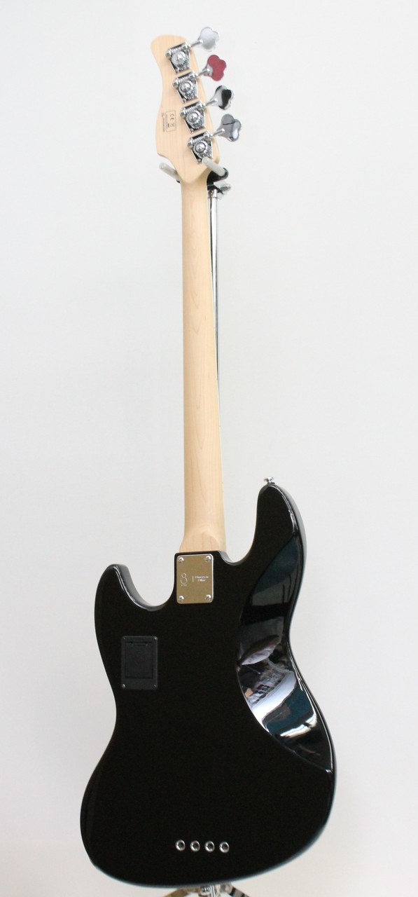 Sire V7 Alder 4st Fretless 2nd Generation / Black / 4.47kg