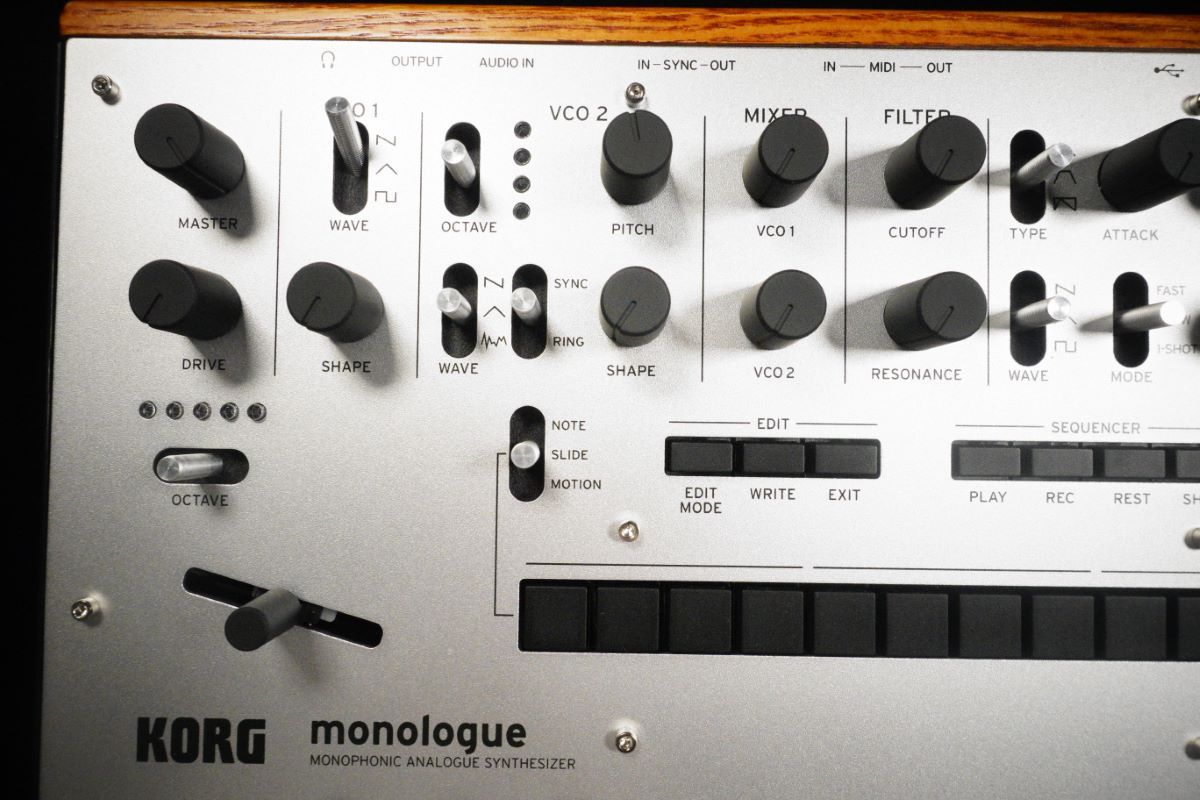 KORG monologue シルバー モノフォニック アナログシンセサイザー