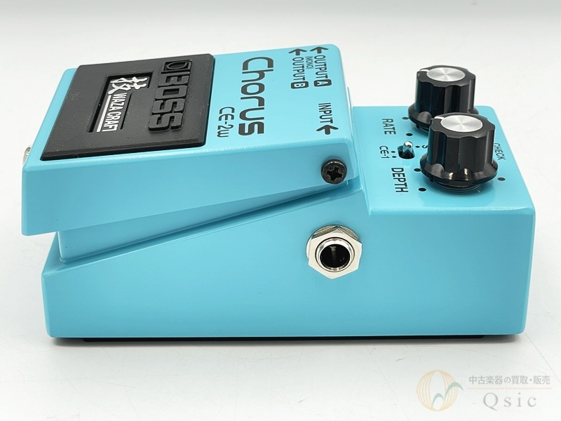 BOSS CE-2W [UMM69]【梅田店在庫】（中古）【楽器検索デジマート】