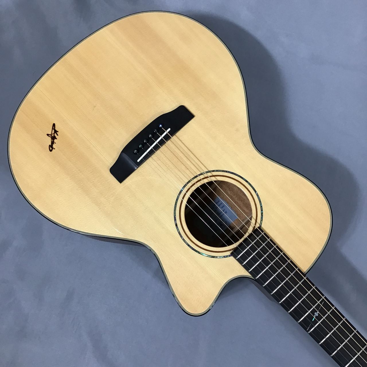 人気SALE[超美品] K.Yairi BM-65CE 品質に定評があるK.ヤイリの国産エレアコ 2021年製 [PI011] ヤイリギター