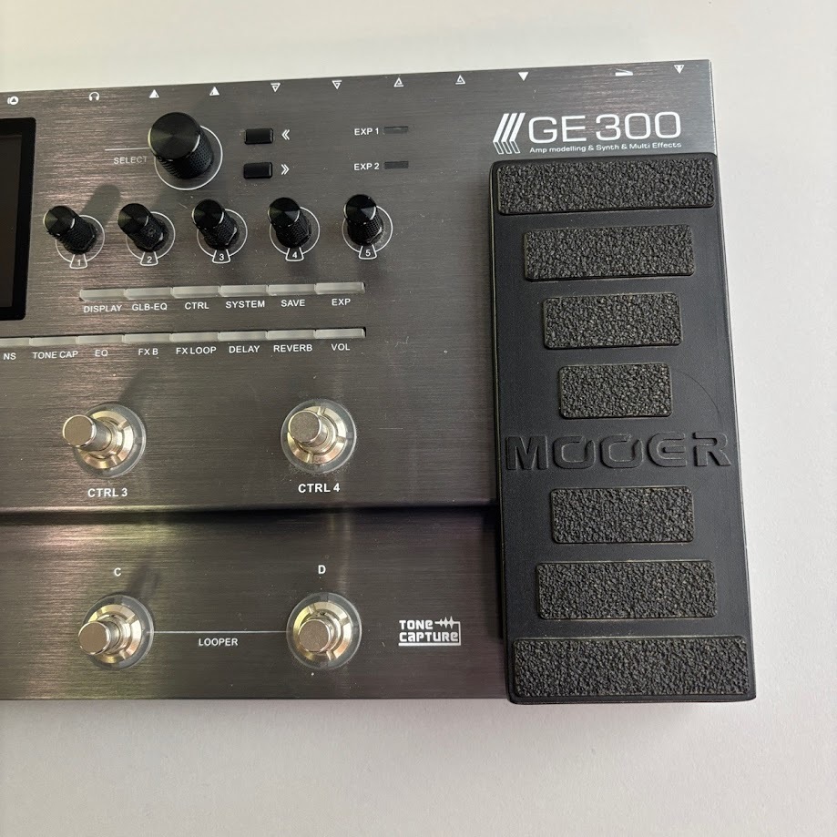 【値下げ 限界】Mooer GE300+専用ケース 中古品 MOOER GE300中古MOOER GE300【現物画像】 ムーア 【 イオン