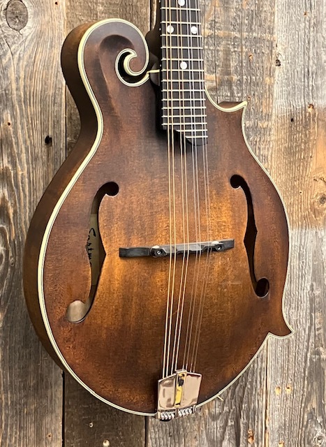EASTMAN フラットマンドリン 　MD-315　　ハードケース付 Eastman MD-315 （中古）【楽器検索デジマート】