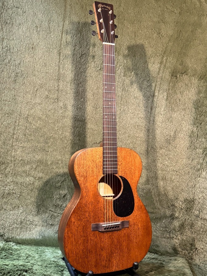 Martin 【オールマホガニーボディ】00-15M #3008424【USA製】（新品