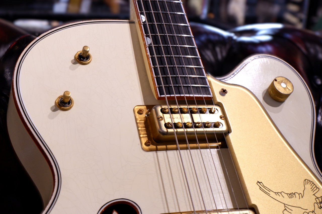 Gretsch USA Custom Shop G6136-59 White Falcon Relic Build by Chad