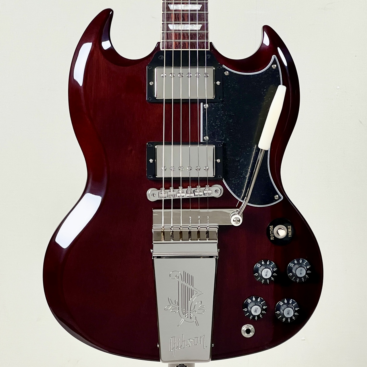 Gibson Exclusive SG Standard '61 Maestro Vibrola w/ T-Type Gibson Exclusive SG Standard '61 Maestro Vibrola w/ T-Type