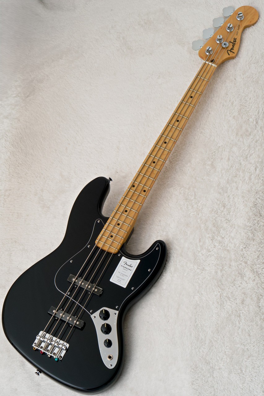 Fender STANDARD JAZZ BASS Black / BLK 【初心者・入門者オススメ