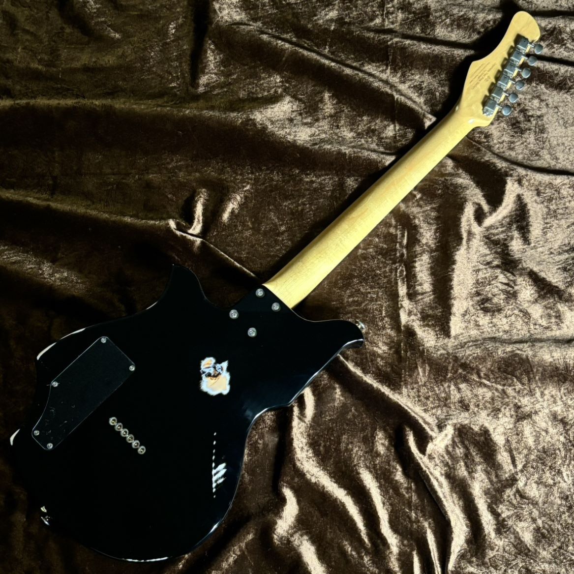 Bacchus HWL-ALLBLACK 限定モデル スティーズ好き】Bacchus エレキベースHWL-ALL BLACK Bacchus】ユニ