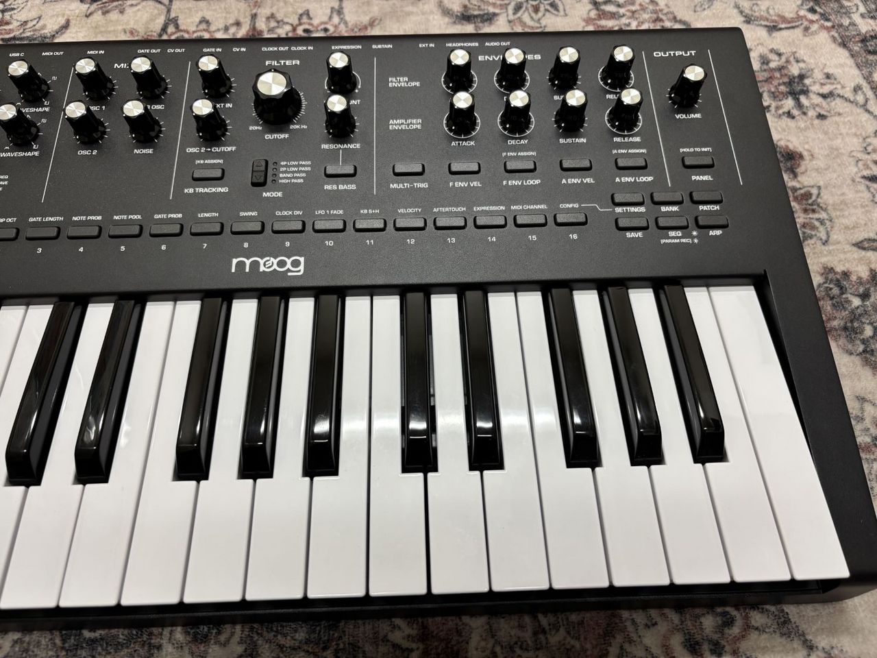 Moog 【展示品特価！】Messenger モノフォニック アナログ 