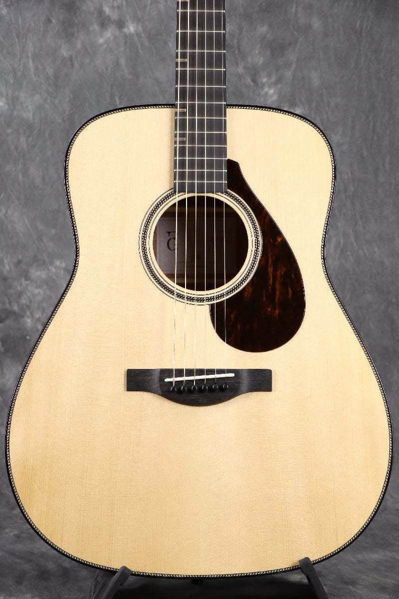 YAMAHA FG9 M Adirondack Spruce Top and African Mahogany Body