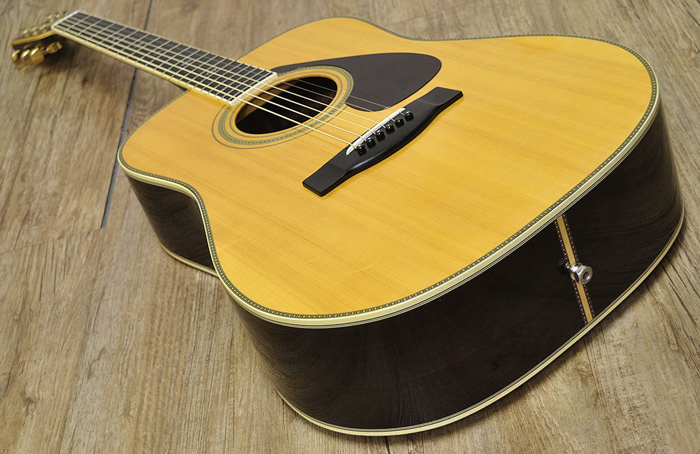 YAMAHA L-8 アコースティックギター YAMAHA L-8 ヤマハLシリーズL-8の後期型です！FGとは一線を画す大人っ