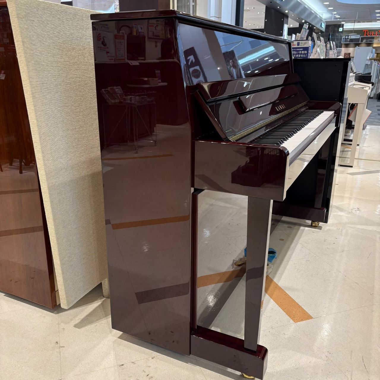 KAWAI K-114SN 【店頭展示品1台限り】マホガニー艶出し塗装仕上げ