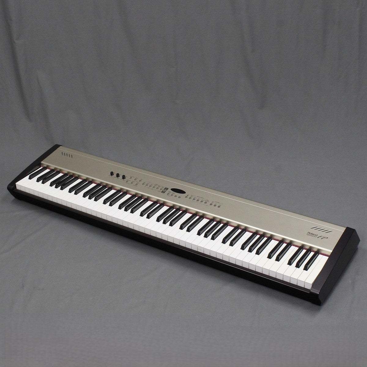 Roland FP-5 【御茶ノ水本店】（中古）【楽器検索デジマート】