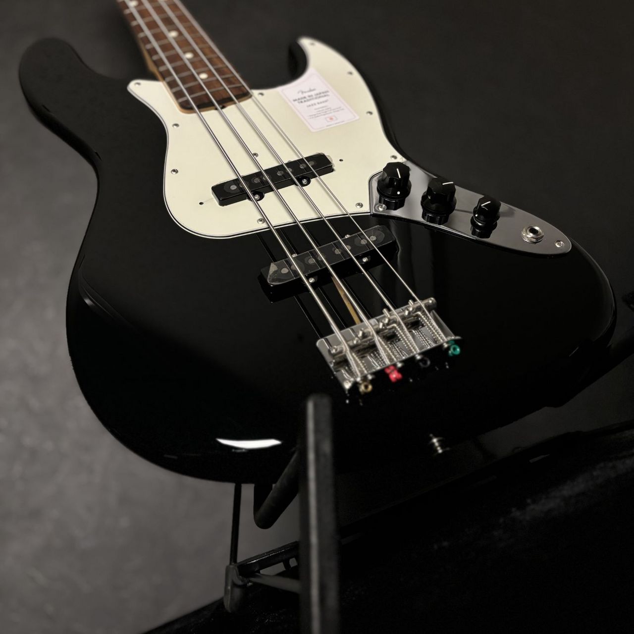Fender Made in Japan Traditional 60s Jazz Bass Rosewood