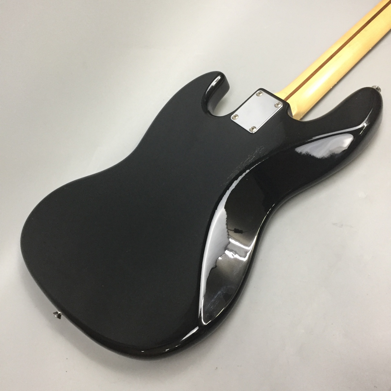 Fender Japan JB-STD ブラック ジャズベース 2017年製 Fender Japan JB-STD ブラック ジャズベース 2017年製 Fender