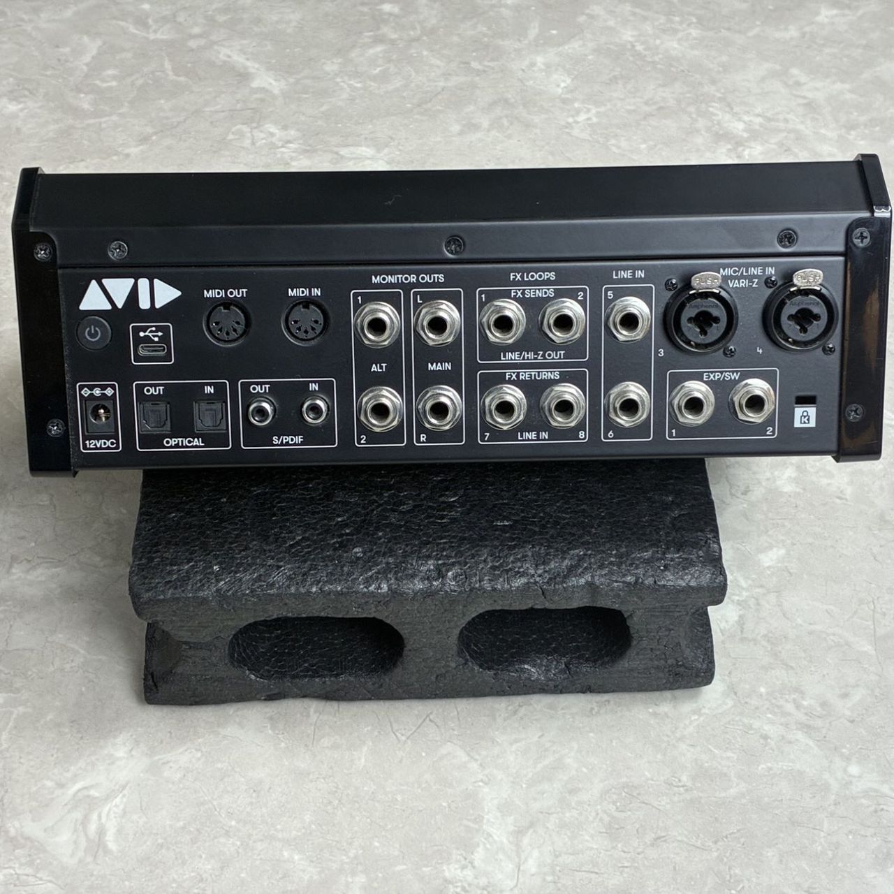 Avid 【数量限定特価】MBOX STUDIO オーディオインターフェイス【現物