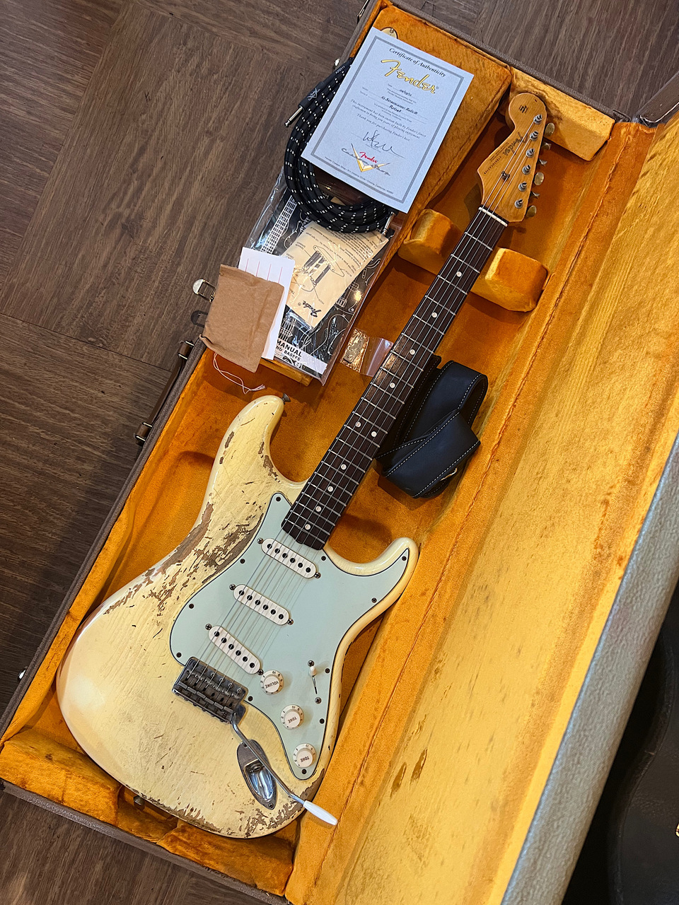 【変態仕様】リバースヘッド　レフティー　ストラト フェンダーのMade in Japan Traditionalシリーズより、リバース