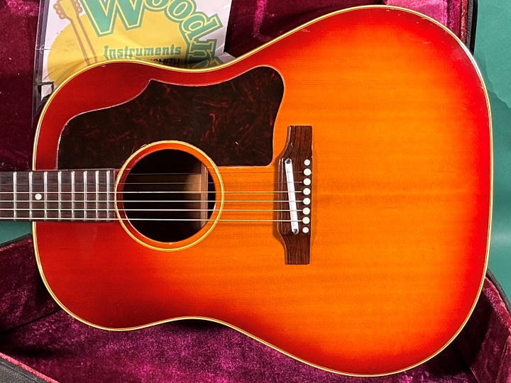 J45です Gibsonアコースティック「今月の1本」 -リアルヴィンテージ