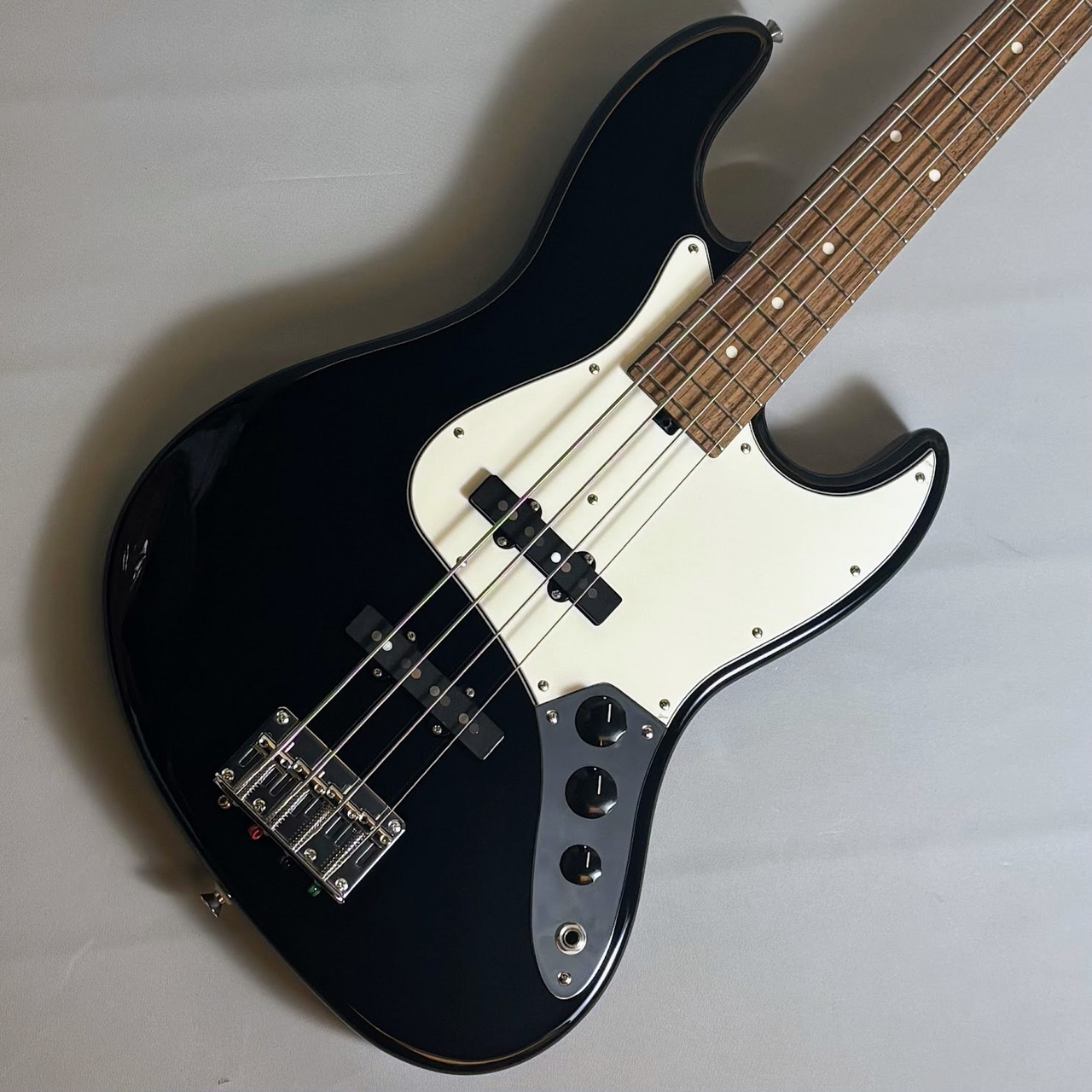 Three Dots JB/R（新品特価/送料無料）【楽器検索デジマート】